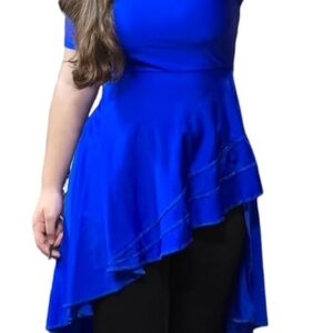 Women´s Short Sleeve Round Neck Ruffle Tunic Blouse With Asymmetrical Irregular